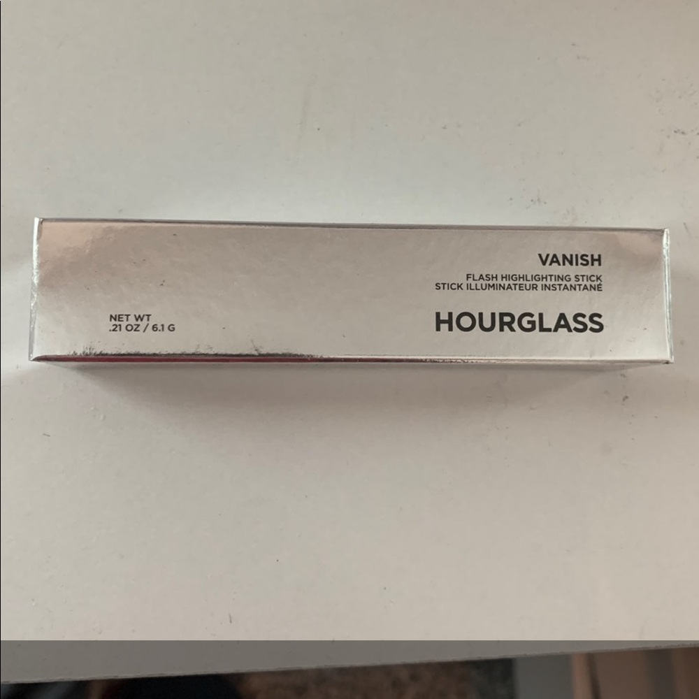 Hourglass vanish highlight stick